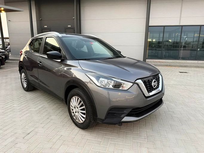 مستعملة Nissan Kicks I, 1.6 l, 2019 في في عجمان من CHAMPION AUTOMOTIVE، اللون رمادي. مواصفات الخليج | AUTO.AE | إعلان #271463