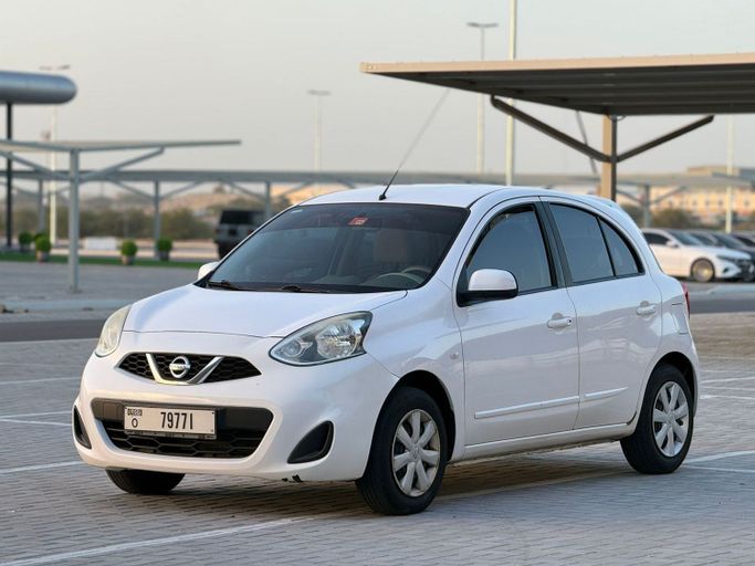 Подержанный Nissan Micra V, 1.0 л, 2020 в Аджмане от DIRECT AUTO Белый цвет. GCC | AUTO.AE