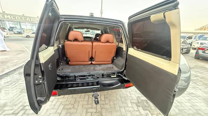 Новый Nissan Patrol V (Y61) Рестайлинг, 4.8 л, 2022 в Аджмане от Black Edition Motors Черный цвет. Other | AUTO.AE