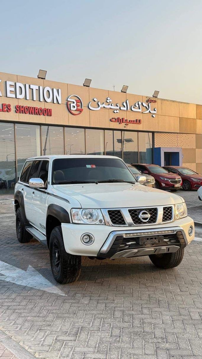 Новый Nissan Patrol V (Y61) Рестайлинг, 4.8 л, 2019 в Аджмане от Black Edition Motors Белый цвет. Other | AUTO.AE