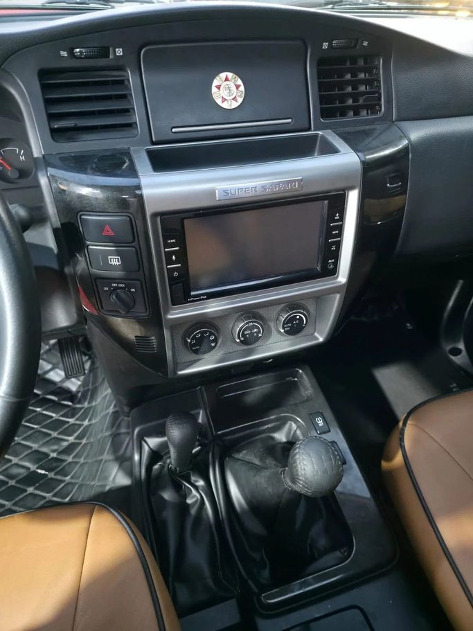 Подержанный Nissan Patrol V (Y61) Рестайлинг, 4.8 л, 2020 в Аджмане от Abu Rashid Cars  Золотистый цвет. GCC | AUTO.AE