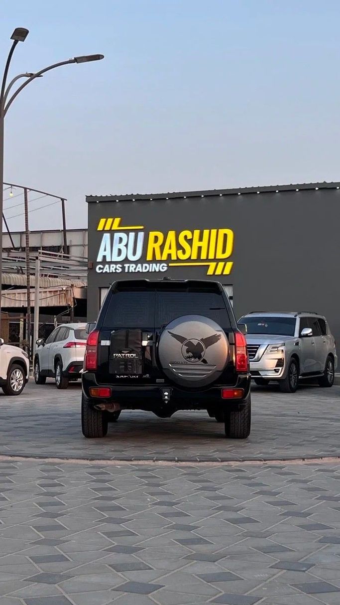 Подержанный Nissan Patrol V (Y61) Рестайлинг, 4.8 л, 2019 в Аджмане от Abu Rashid Cars  Черный цвет. GCC | AUTO.AE