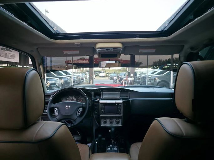 Подержанный Nissan Patrol V (Y61) Рестайлинг, 4.8 л, 2017 в Аджмане от Abu Rashid Cars  Золотистый цвет. GCC | AUTO.AE