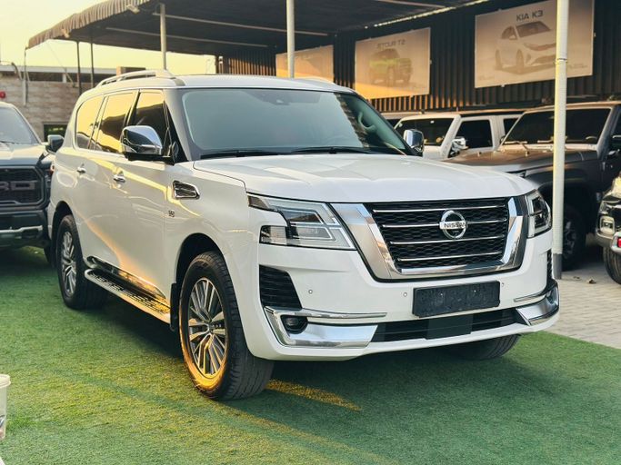 مستعملة Nissan Patrol عملية فيس ليفت VI (Y62) 2, 5.6 l, 2020 في في الإمارات, عجمان من Al Jernas Used Cars Trading FZE، اللون أبيض. مواصفات الخليج | AUTO.AE | إعلان #278903