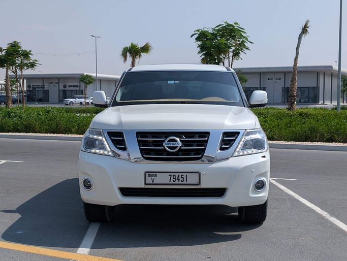Подержанный ⁦Nissan Patrol VI (Y62) Рестайлинг, 5.6 л, 2018⁩ в ОАЭ, Аджман от SR MOTORS Белый цвет. GCC | AUTO.AE | Объявление #289230