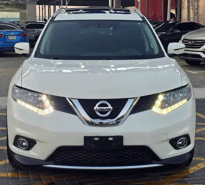 Used Nissan Rogue II, 2.5 l, 2016 in Ajman by Al Hilal Motors, White color. American Specs | AUTO.AE