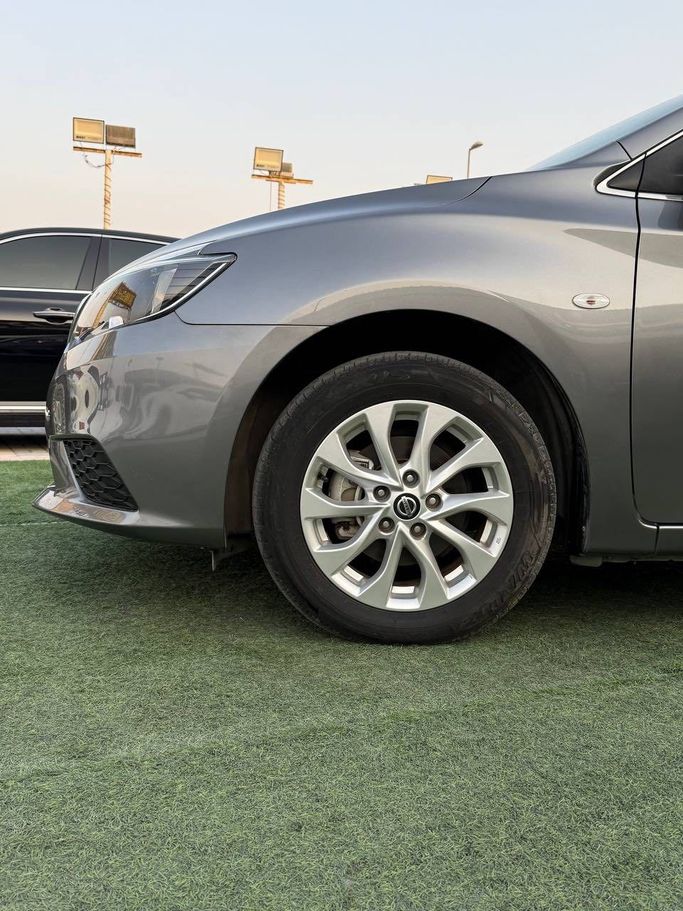 Подержанный Nissan Sentra VIII (B18), 2.0 л, 2021 в Аджмане от Syria Motors Серый цвет. Японская | AUTO.AE