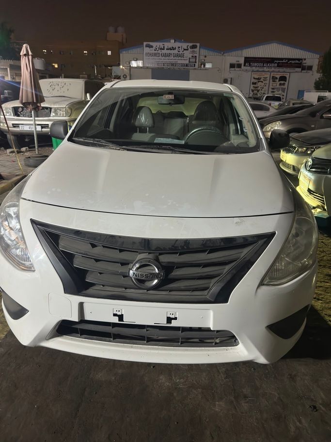 مستعملة Nissan Sunny فيس ليفت N17, 1.5 l, 2015 في في الإمارات, عجمان، اللون أبيض. مواصفات الخليج | AUTO.AE | إعلان #274174