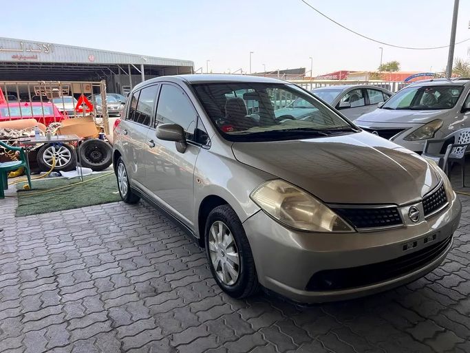 Подержанный Nissan Tiida I, 1.5 л, 2008 в Аджмане от Horizon International Used Cars Золотистый цвет. GCC | AUTO.AE | Объявление #272081