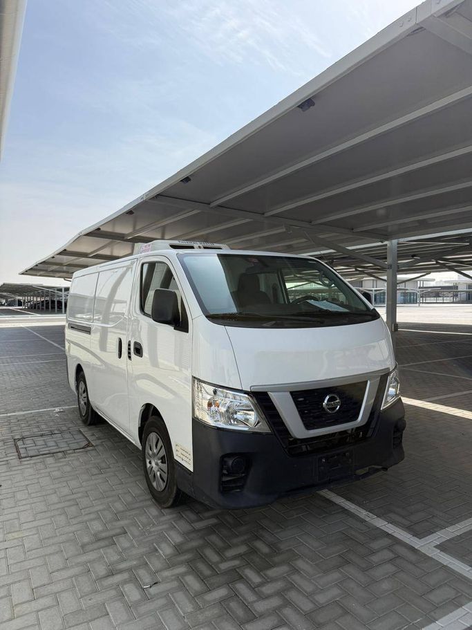 Подержанный Nissan Urvan V (E26) / NV350 Urvan, 2.5 л, 2021 в Аджмане от MALIK MOTORS FZC Белый цвет.  | AUTO.AE | Объявление #268051