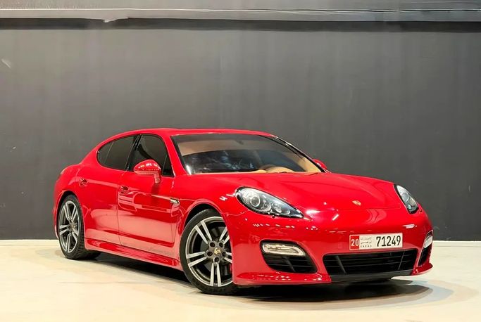 مستعملة Porsche Panamera GTS I, 4.8 l, 2013 في في الإمارات, عجمان من TOP 1 MOTORS، اللون أحمر. مواصفات الخليج | AUTO.AE | إعلان #283386
