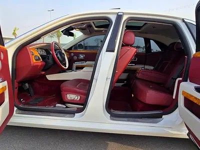 Used Rolls-Royce Ghost Black Badge RR4 Series II, 6.6 l, 2014 in UAE, Ajman by ALWAJAHA AUTO, Beige color. GCC Specs | AUTO.AE | Listing #282547 — photo 5 of 7