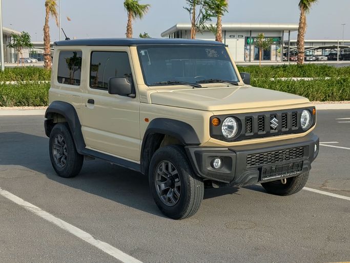 Подержанный Suzuki Jimny IV, 1.5 л, 2024 в ОАЭ, Аджман от SR MOTORS Желтый цвет. GCC | AUTO.AE | Объявление #295766 — фото 10 из 18
