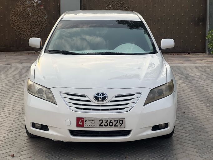 Used Toyota Camry VI (XV40), 2.4 l, 2008 in Ajman, White color. GCC Specs | AUTO.AE | Listing #272946