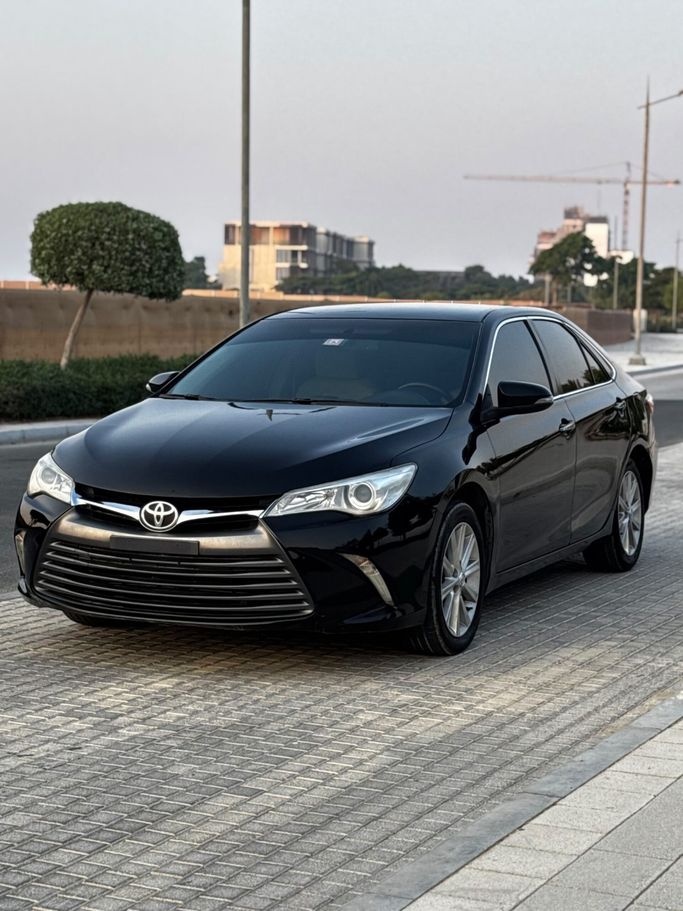 Used ⁦Toyota Camry VII (XV50) Facelift, 2.5 l, 2016⁩ in UAE, Ajman by DEAL CARS, Black color. GCC Specs | AUTO.AE | Listing #288114