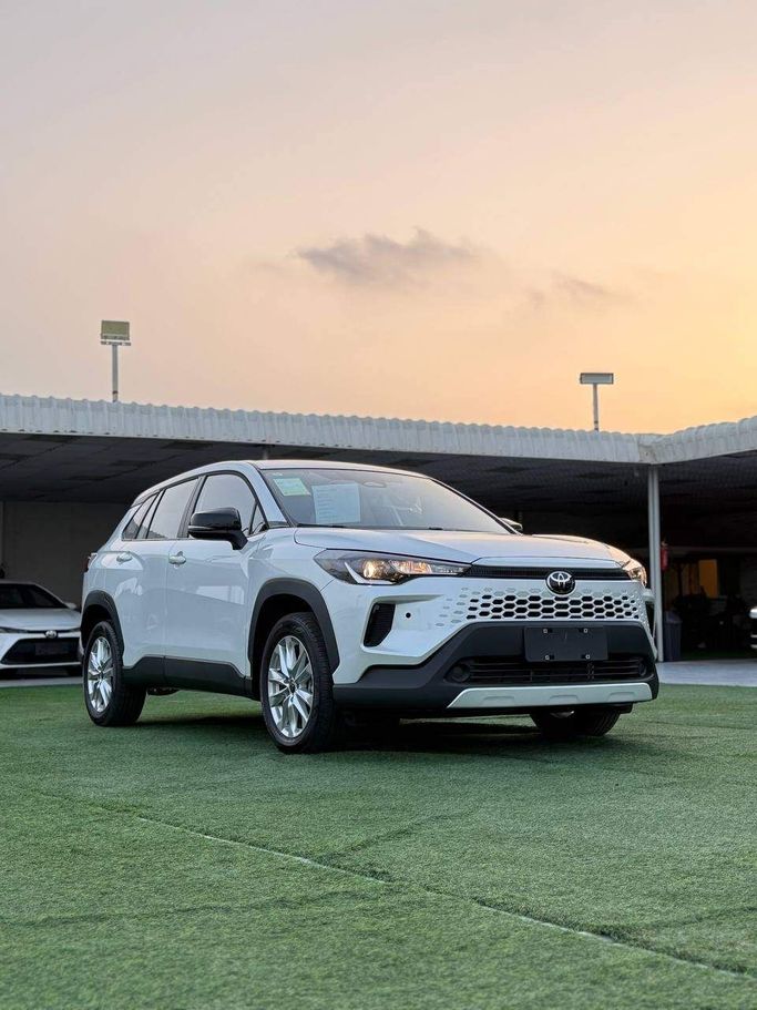 جديدة Toyota Corolla Cross I, 2.0 l, 2026 في في عجمان من Syria Motors، اللون أبيض. المواصفات الصينية | AUTO.AE