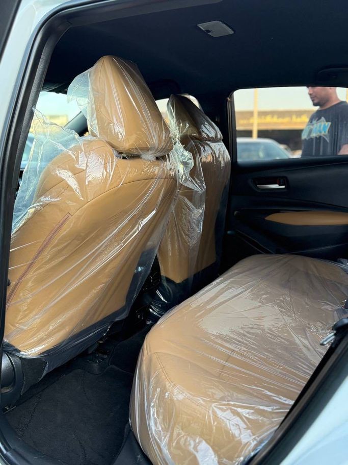 Подержанный Toyota Corolla Axio XI (E160, E170) Рестайлинг 2, 1.5 л, 2021 в Аджмане от Syria Motors Белый цвет. Японская | AUTO.AE