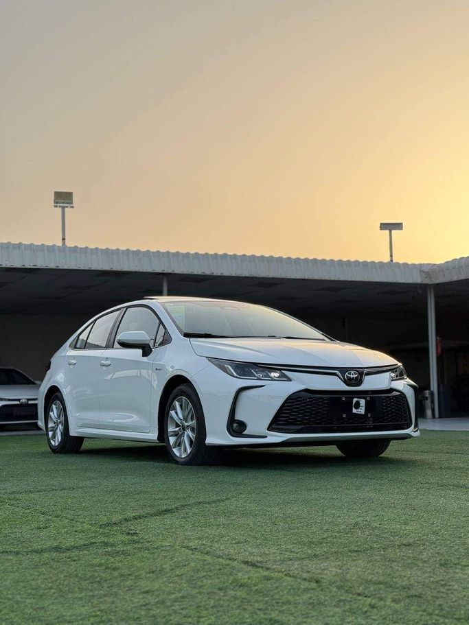 Новый Toyota Corolla Sporty XII (E210), 1.8 л, 2025 в Аджмане от Syria Motors Белый цвет. Китайская | AUTO.AE
