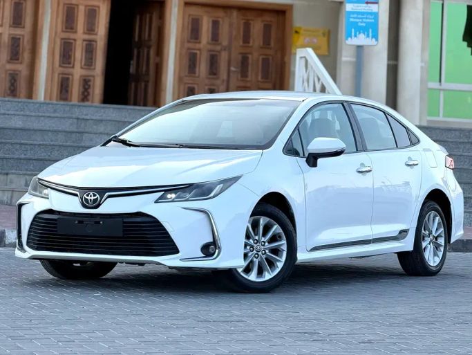 مستعملة Toyota Corolla XII (E210), 1.8 l, 2020 في في عجمان من AL KHOBARA USED CARS TRD، اللون أبيض. مواصفات الخليج | AUTO.AE
