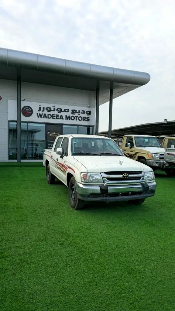 Used Toyota Hilux VI Facelift, 2.7 l, 2005 in Ajman by WADEEA MOTORS, White color. GCC Specs | AUTO.AE
