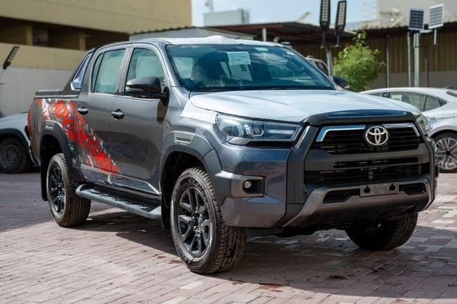 جديدة Toyota Hilux فيس ليفت الثامن, 2.8 l, 2025 في في عجمان من WorldWideAuto FZC، اللون رمادي. أخرى | AUTO.AE | إعلان #270511
