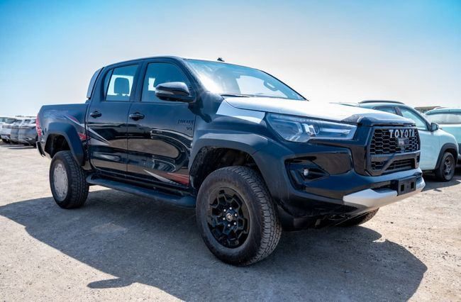 جديدة Toyota Hilux فيس ليفت الثامن, 4.0 l, 2026 في في عجمان من WorldWideAuto FZC، اللون أسود. مواصفات الخليج | AUTO.AE | إعلان #270516
