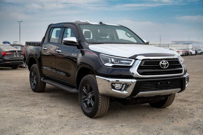 New Toyota Hilux VIII, 2.7 l, 2025 in Ajman by WorldWideAuto FZC, Black color. GCC Specs | AUTO.AE | Listing #270631