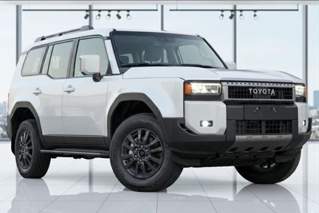 جديدة Toyota Land Cruiser Prado سلسلة 250, 2.7 l, 2024 في في عجمان من MAKKI MOTORS، اللون أبيض. مواصفات الخليج | AUTO.AE