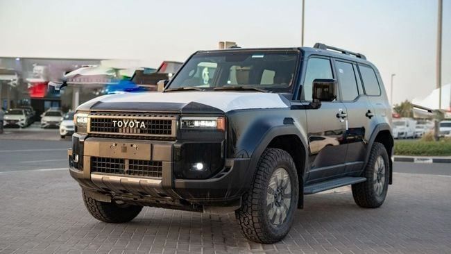 جديدة Toyota Land Cruiser Prado سلسلة 250, 2.8 l, 2025 في في الإمارات, عجمان من WorldWideAuto FZC، اللون أسود. المواصفات الأوروبية | AUTO.AE | إعلان #270492