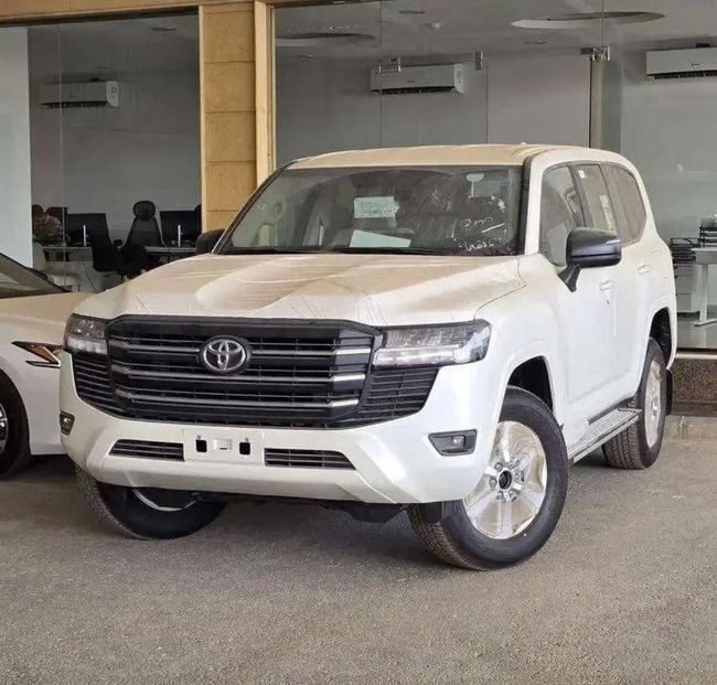 New Toyota Land Cruiser Twin Turbo 300 Series, 3.3 l, 2025 in Ajman by MAKKI MOTORS, White color. GCC Specs | AUTO.AE | Listing #236325