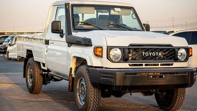 Новый Toyota Land Cruiser 70 Series Рестайлинг 2, 2.8 л, 2025 в Аджмане от WorldWideAuto FZC Белый цвет. GCC | AUTO.AE | Объявление #270495