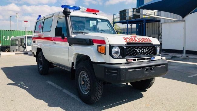 Новый Toyota Land Cruiser 70 Series Рестайлинг 2, 2.8 л, 2025 в Аджмане от WorldWideAuto FZC Белый цвет. GCC | AUTO.AE | Объявление #270853