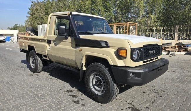 جديدة Toyota Land Cruiser 70 Series 70 Series Facelift 2, 4.0 l, 2025 في في عجمان من WorldWideAuto FZC، اللون بيج. مواصفات الخليج | AUTO.AE | إعلان #271745