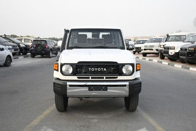 Новый Toyota Land Cruiser 70 Series Рестайлинг 2, 2.8 л, 2025 в Аджмане от WorldWideAuto FZC Белый цвет. GCC | AUTO.AE | Объявление #271979