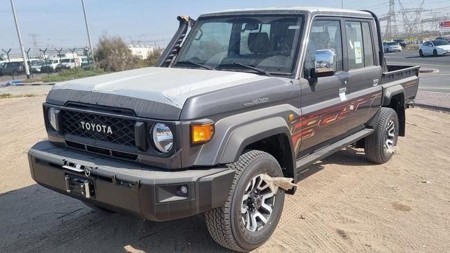 Новый Toyota Land Cruiser 70 Series Рестайлинг 2, 2.8 л, 2024 в Аджмане от WorldWideAuto FZC Серый цвет. GCC | AUTO.AE | Объявление #272001