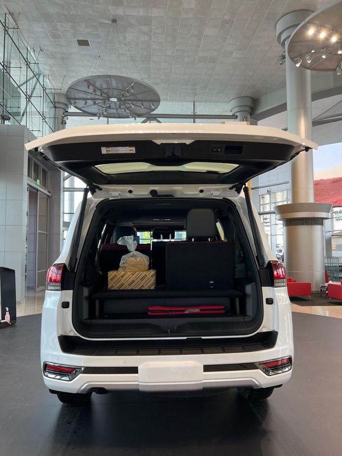 Новый ⁦Toyota Land Cruiser i-FORCE MAX 300 Series, 3.4 л, 2026⁩ в ОАЭ, Аджман от LIAM MOTORS Белый цвет. GCC | AUTO.AE | Объявление #281711