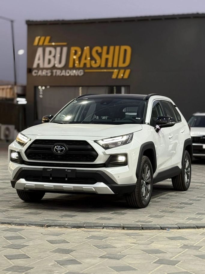 New Toyota RAV4 V (XA50), 2.5 l, 2025 in Ajman by Abu Rashid Cars , White color. GCC Specs | AUTO.AE