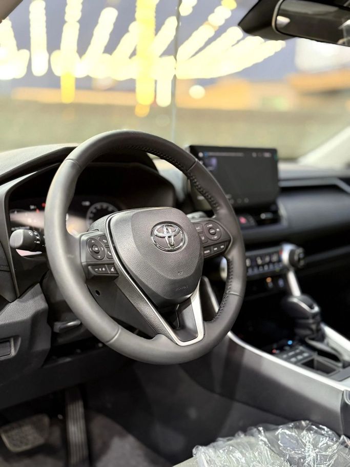 New Toyota RAV4 V (XA50), 2.5 l, 2025 in Ajman by Abu Rashid Cars , White color. GCC Specs | AUTO.AE