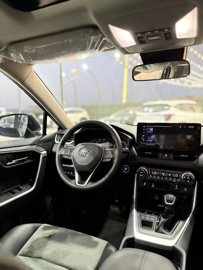 New Toyota RAV4 V (XA50), 2.5 l, 2025 in Ajman by Abu Rashid Cars , White color. GCC Specs | AUTO.AE