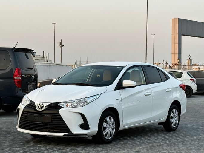 مستعملة Toyota Yaris فيس ليفت XP150 XP150, 1.5 l, 2021 في في الإمارات, عجمان، اللون أبيض. مواصفات الخليج | AUTO.AE | إعلان #278562