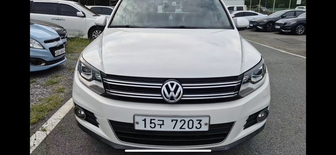 Подержанный Volkswagen Tiguan I Рестайлинг, 2.0 л, 2012 в Аджмане от KIMCHI MOTORS Белый цвет. Европейская | AUTO.AE
