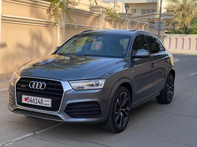 Used ⁦Audi Q3 40 TFSI I (8U) Facelift, 2.0 l, 2017⁩ in Bahrain, Ar Rifā‘ by Platinum Company Car, Grey color.  | AUTO.AE | Listing #287883