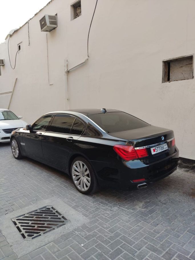 Подержанный ⁦BMW 7 Series 750Li V (F01/F02/F04), 4.4 л, 2009⁩ в Бахрейн, Ар Рифа‘ от Platinum Company Car Черный цвет.  | AUTO.AE | Объявление #287940