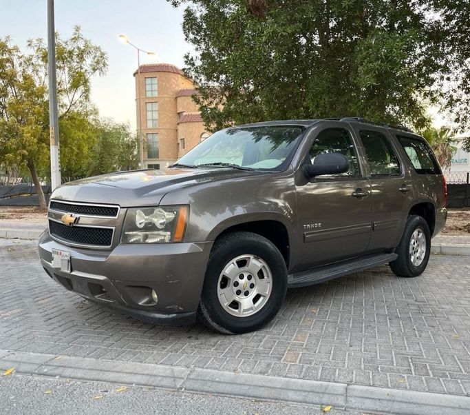 مستعملة ⁦Chevrolet Tahoe ثالثاً، 4.8 l، 2012⁩ في في البحرين, الرفاع من Platinum Company Car، اللون بني.  | AUTO.AE | إعلان #288334