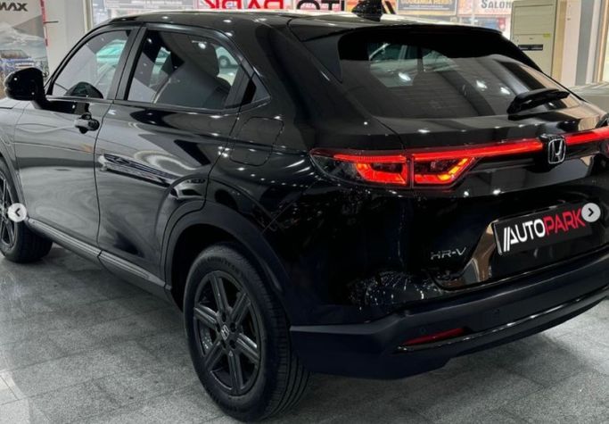 مستعملة ⁦Honda HR-V III (أمريكا الشمالية والصين)، 2.0 l، 2022⁩ في في البحرين, الرفاع من Auto Park Motors، اللون أسود.  | AUTO.AE | إعلان #289767