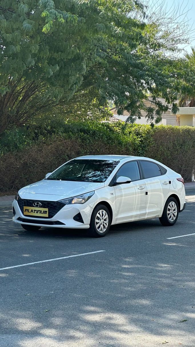 Used ⁦Hyundai Accent V Facelift, 1.4 l, 2022⁩ in Bahrain, Ar Rifā‘ by Platinum Company Car, White color.  | AUTO.AE | Listing #287609