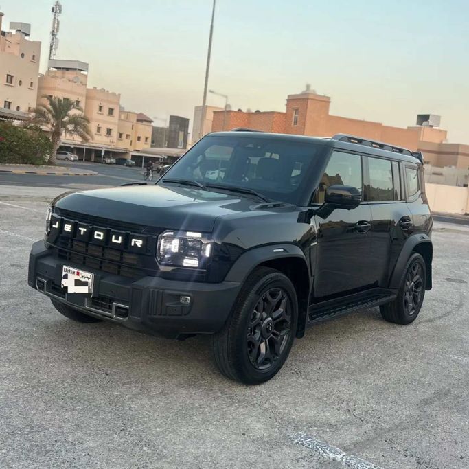 مستعملة ⁦Jetour T2، 2.0 l، 2025⁩ في في البحرين, الرفاع من Auto Avenue cars، اللون أسود.  | AUTO.AE | إعلان #291173