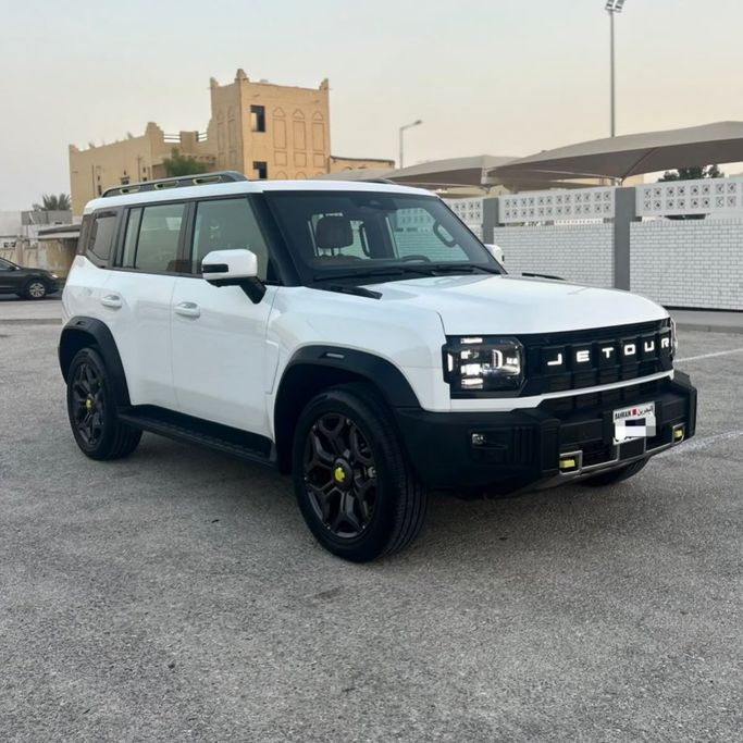 مستعملة ⁦Jetour T2، 2.0 l، 2025⁩ في في البحرين, الرفاع من Auto Avenue cars، اللون أبيض.  | AUTO.AE | إعلان #291175