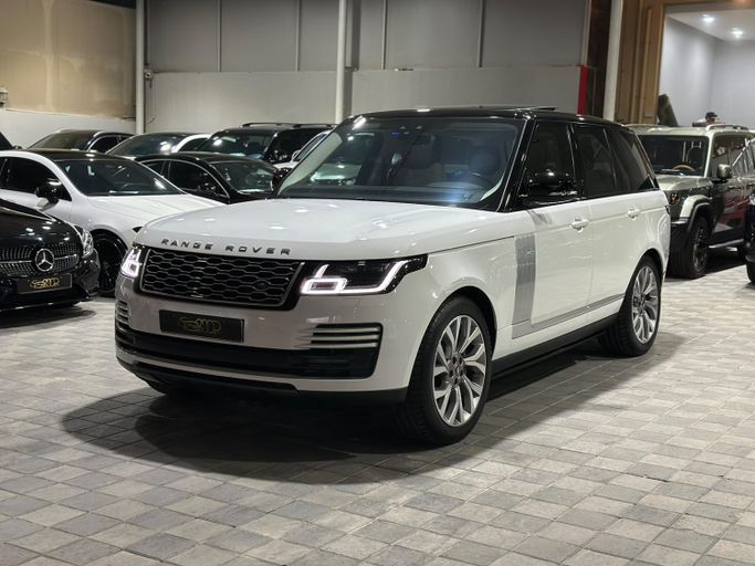 Used ⁦Land Rover Range Rover P400 MHEV IV (L405) Facelift, 3.0 l, 2019⁩ in Bahrain, Ar Rifā‘ by Scoop Cars, White color. GCC Specs | AUTO.AE | Listing #287845