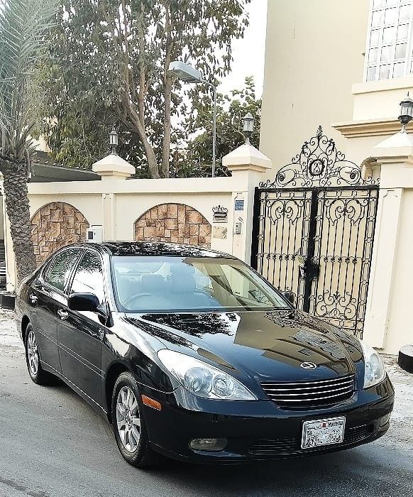 مستعملة ⁦Lexus IS 300 I، 3.0 l، 2004⁩ في في البحرين, الرفاع من alhoot class showroom، اللون أسود.  | AUTO.AE | إعلان #291007